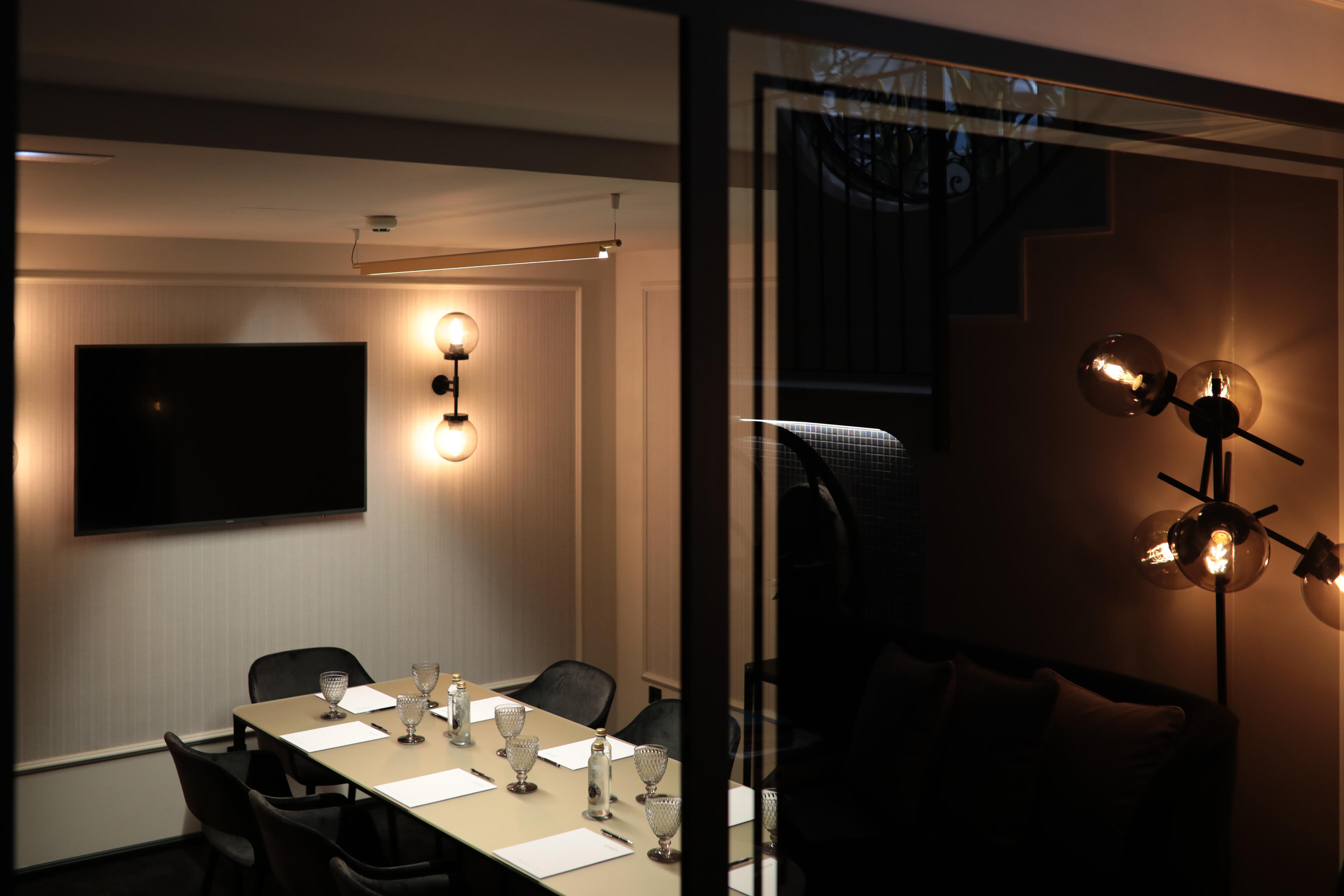 70. Executive Meeting Room - Súmmum Prime Boutique Hotel.jpg